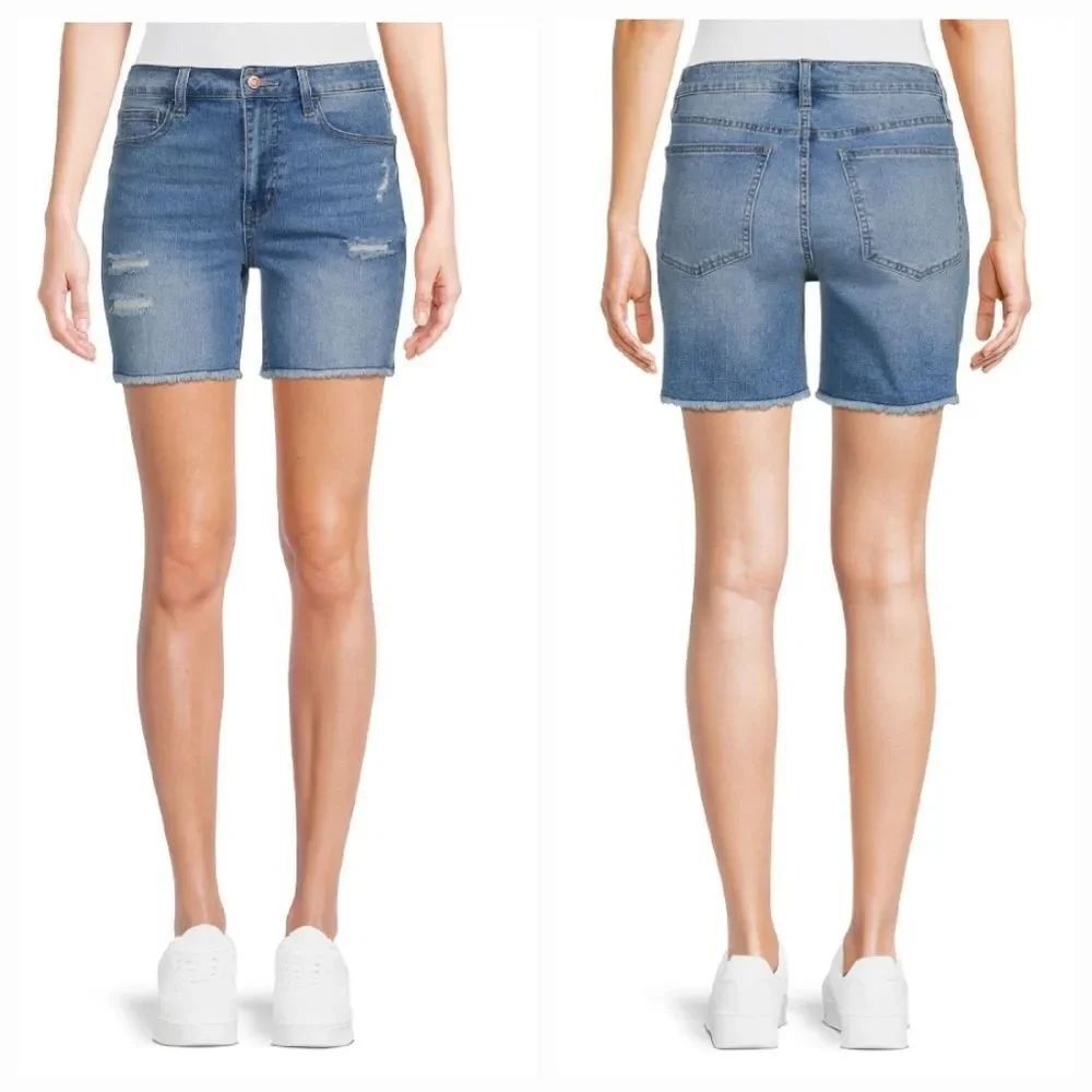 ☔️🔺️NWT Blue Midwash High Rise Distressed Denim Shorts Size 9/29